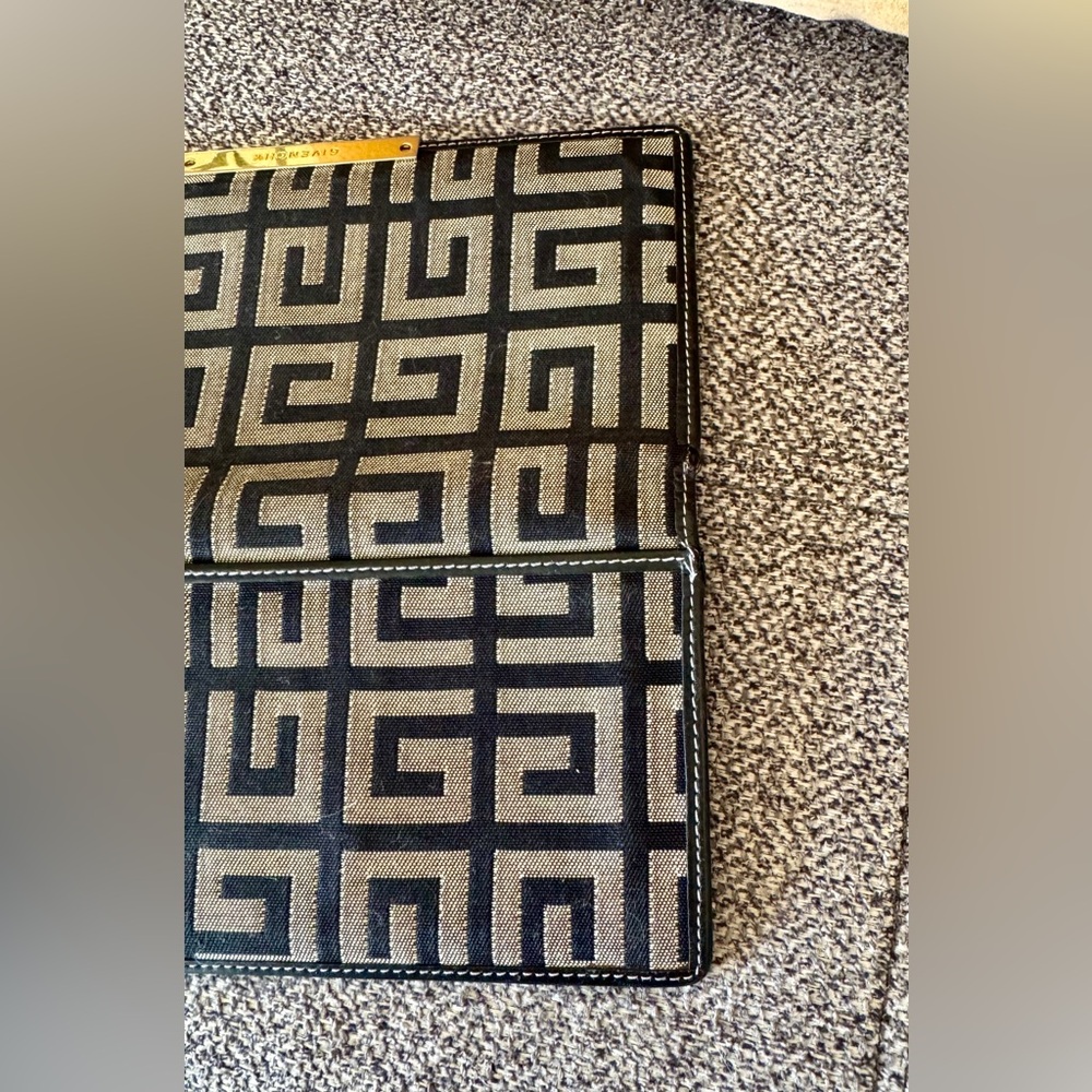 Givenchy Black & Taupe Signature Geometric Wallet - Picture 5 of 10